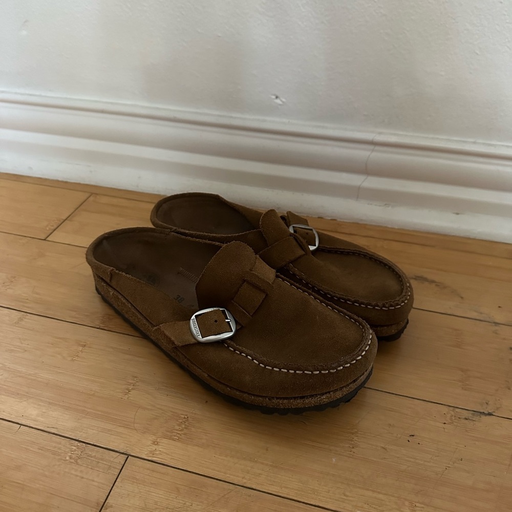 Buckley clog